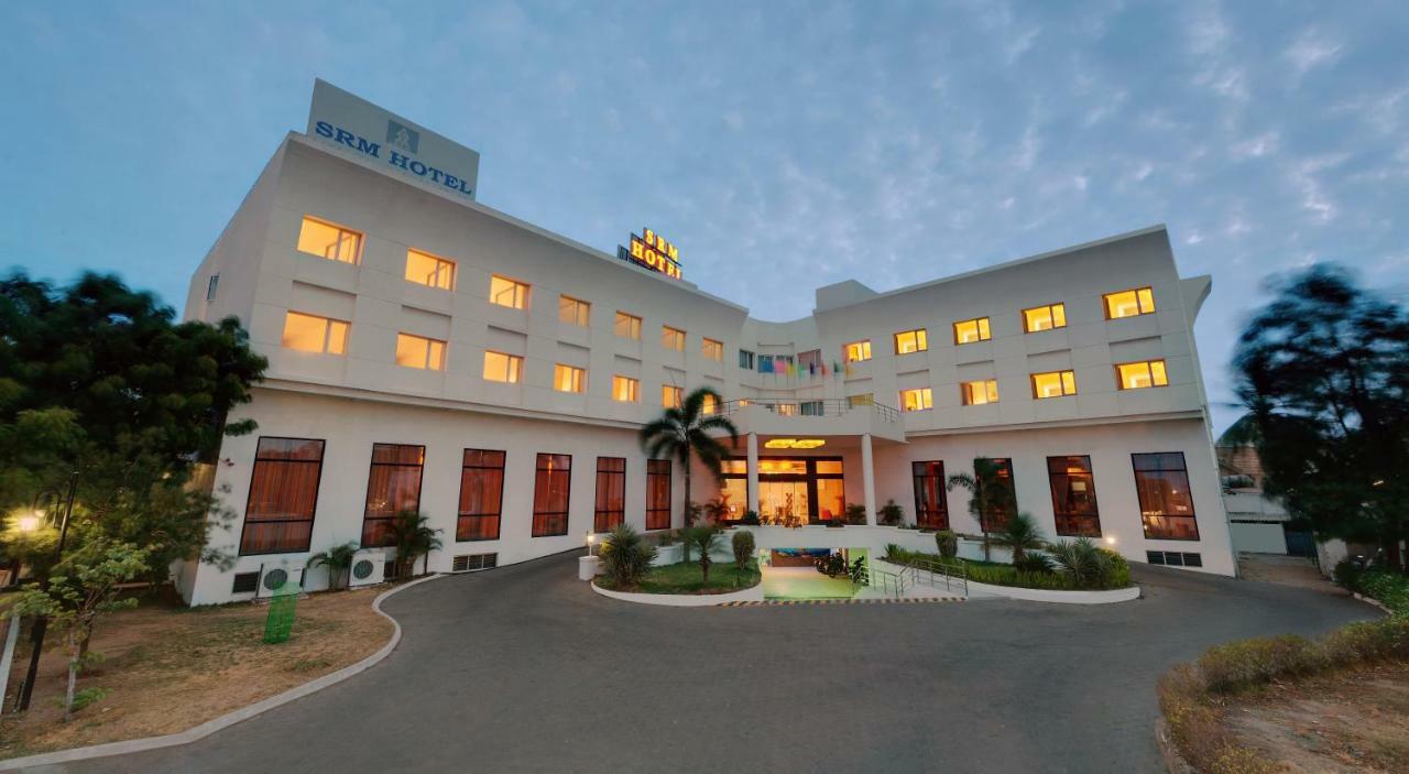 SRM Hotel Thoothukudi Buitenkant foto
